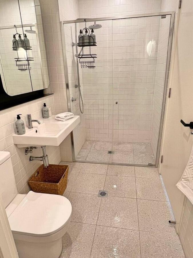 Industrial Yet Modern, 1Bd 1Bth Apt - Woden Phillip Buitenkant foto